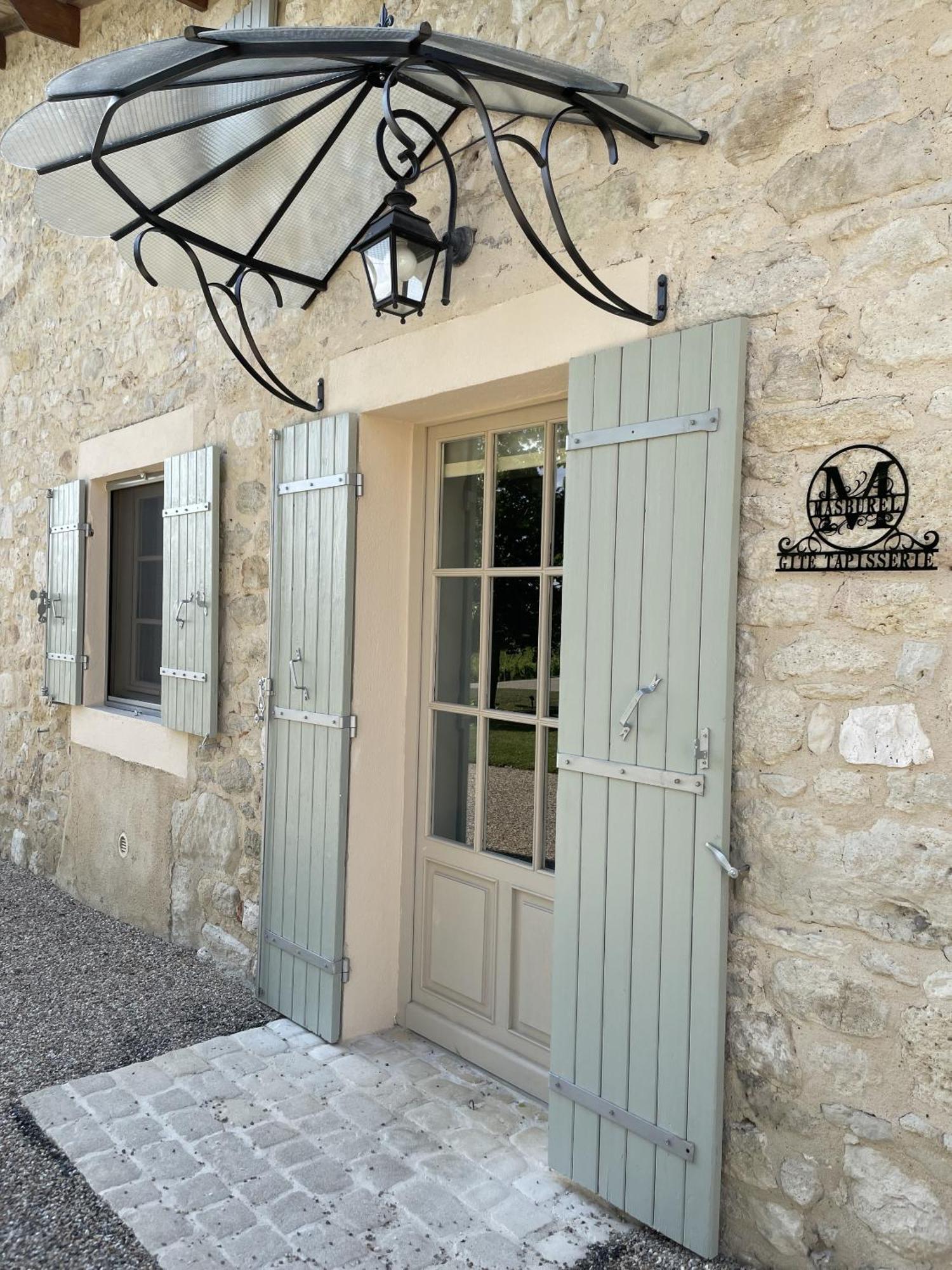 Chateau Masburel Fougueyrolles Стая снимка