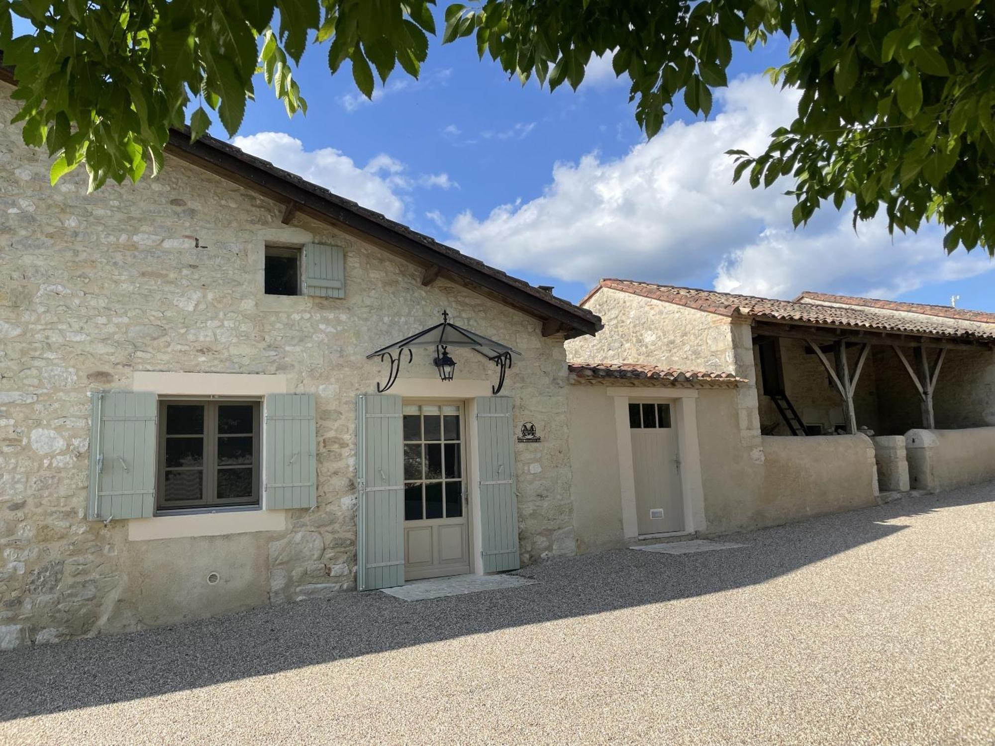 Chateau Masburel Fougueyrolles Стая снимка