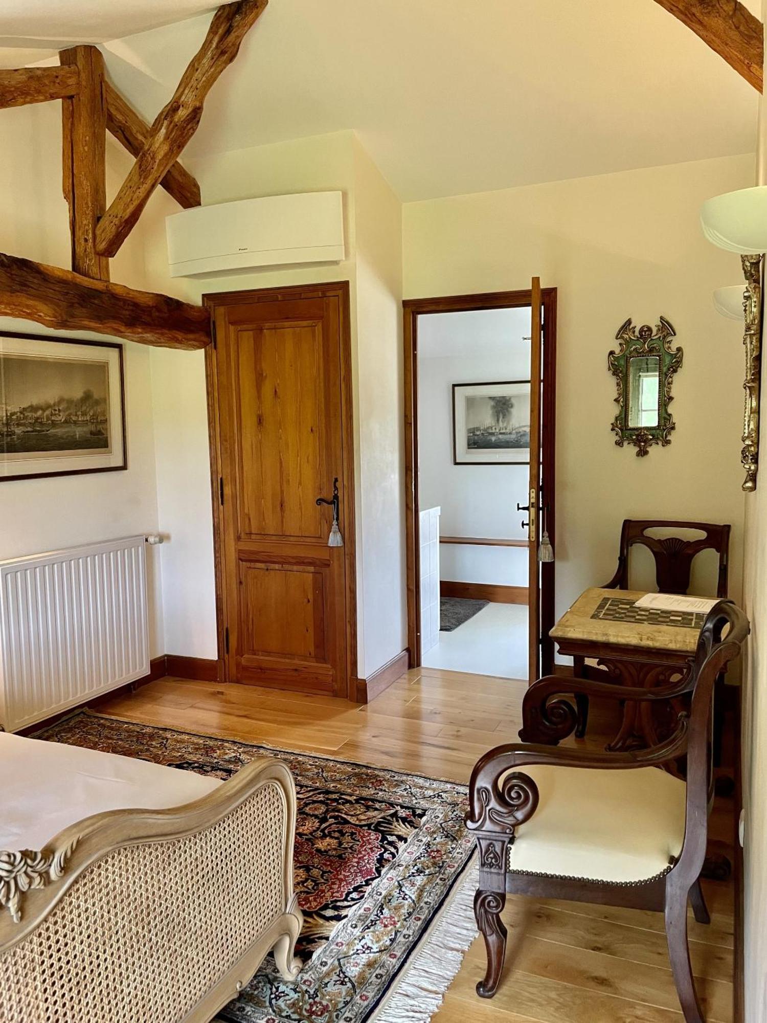 Chateau Masburel Fougueyrolles Стая снимка